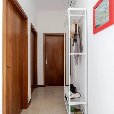A Pochi Passi Dal Mare In Centro Apartman
